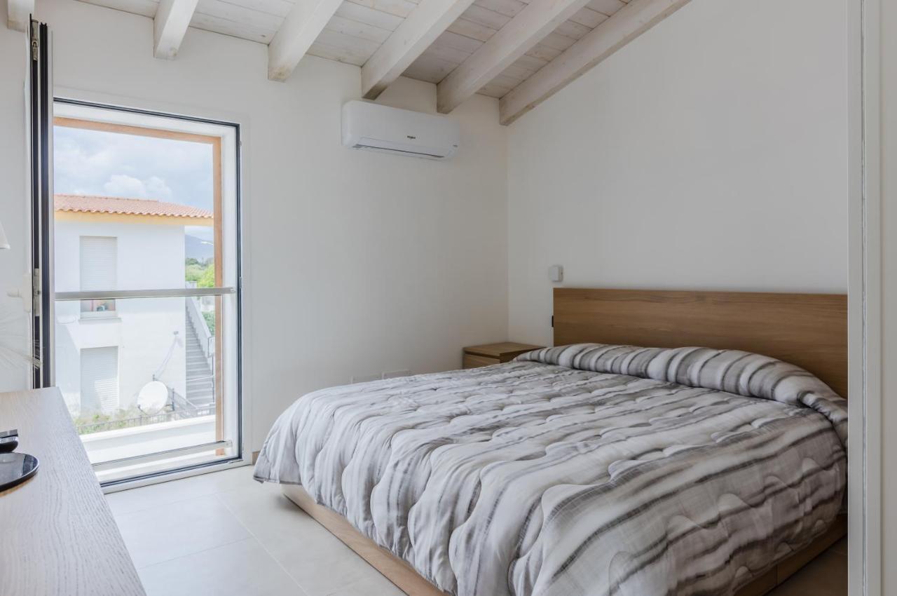 Pula Comfy Apartment W/ Private Parking ภายนอก รูปภาพ